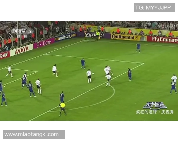 足球明星爱马仕:奢华与运动的完美结合,展现独特魅力与风格 足球明星爱马仕:奢华与运动的完美结合,展现独特魅力与风格