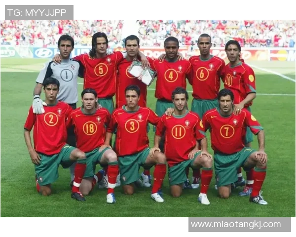 推荐一百位足球明星盘点他们的辉煌成就与精彩瞬间